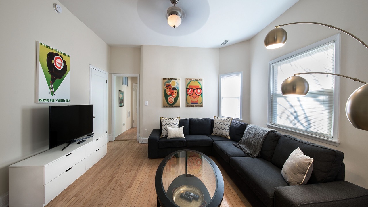 Photo of Livingroom in Wrigleyville
