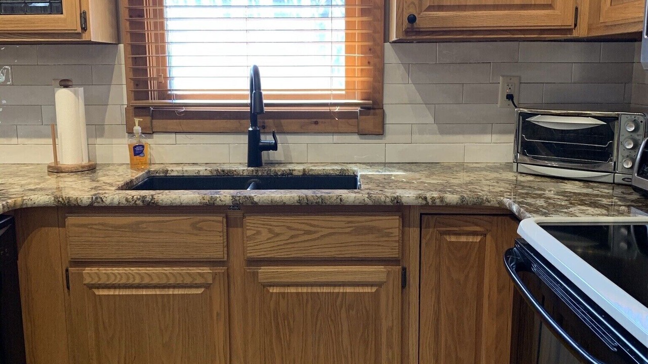 Photo of Kitchen in The Galena Territory