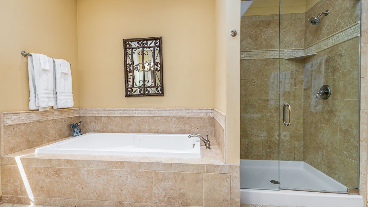 Photo of Bathroom in The Galena Territory