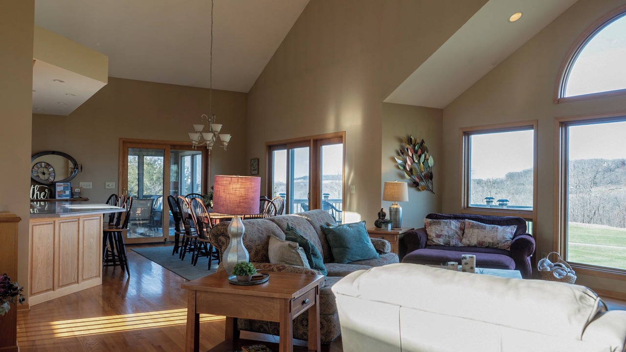 Photo of Livingroom in Galena