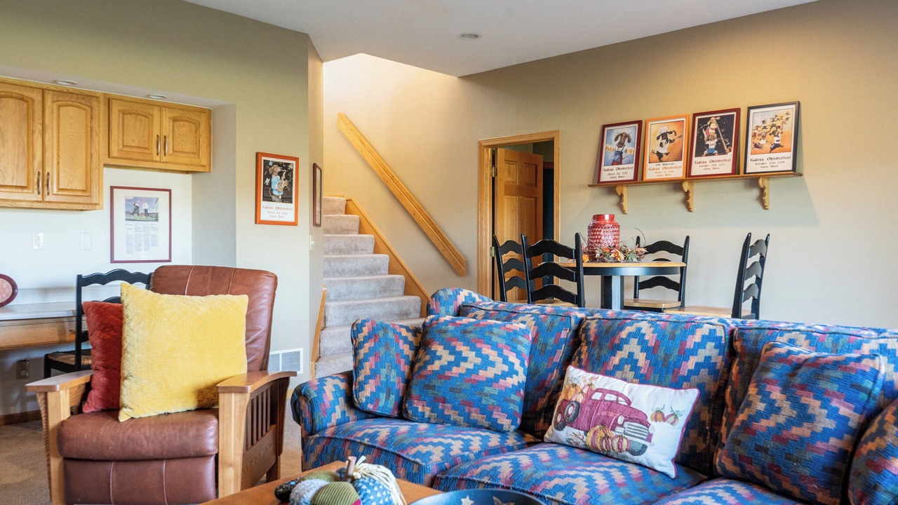 Photo of Livingroom in Galena