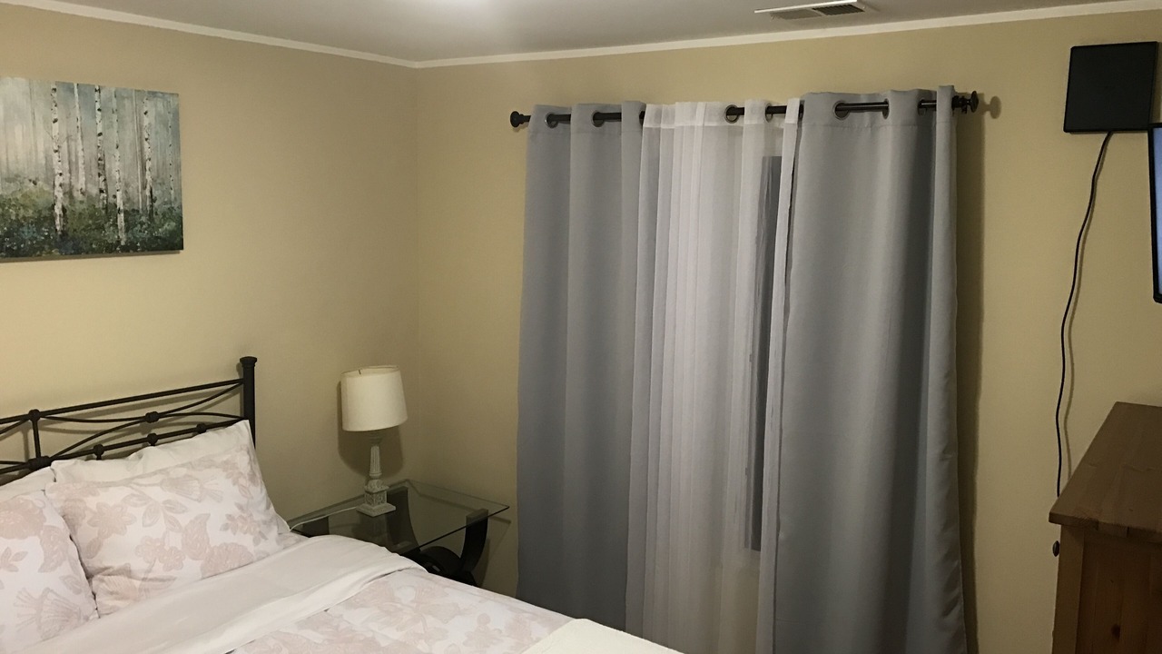 Photo of Bedroom in Wood Dale