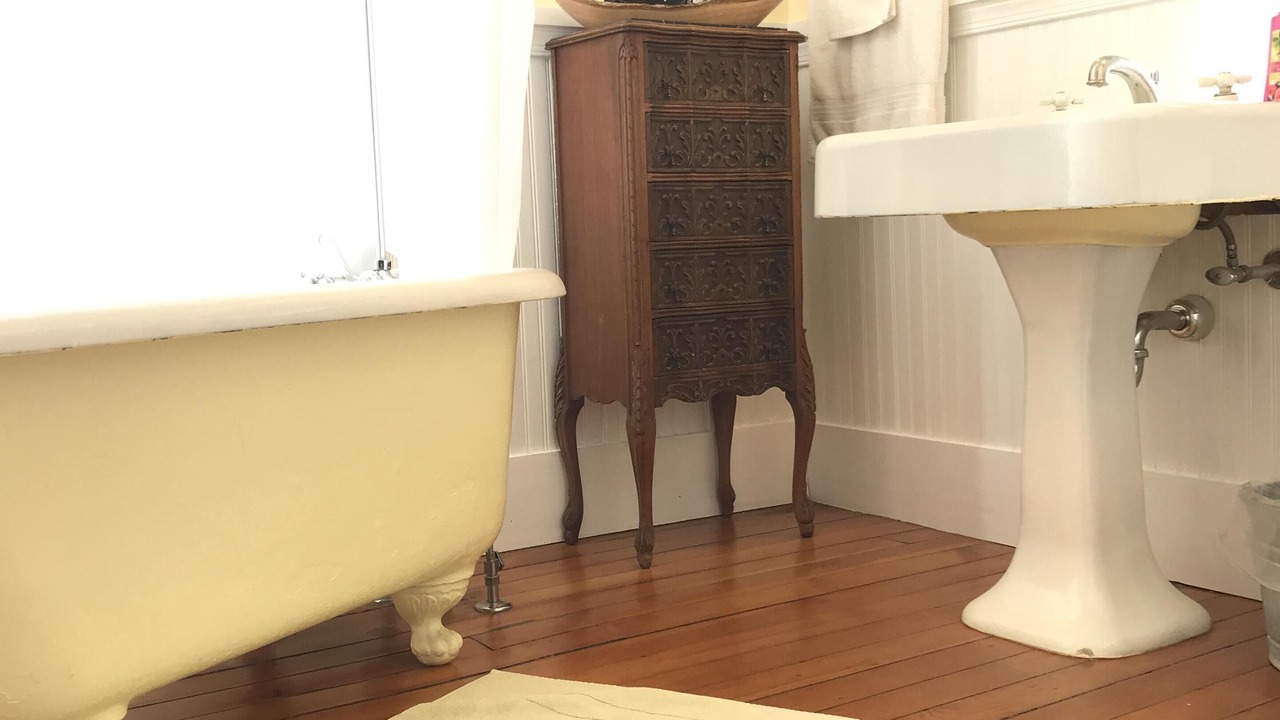 Photo of Bathroom in West Town