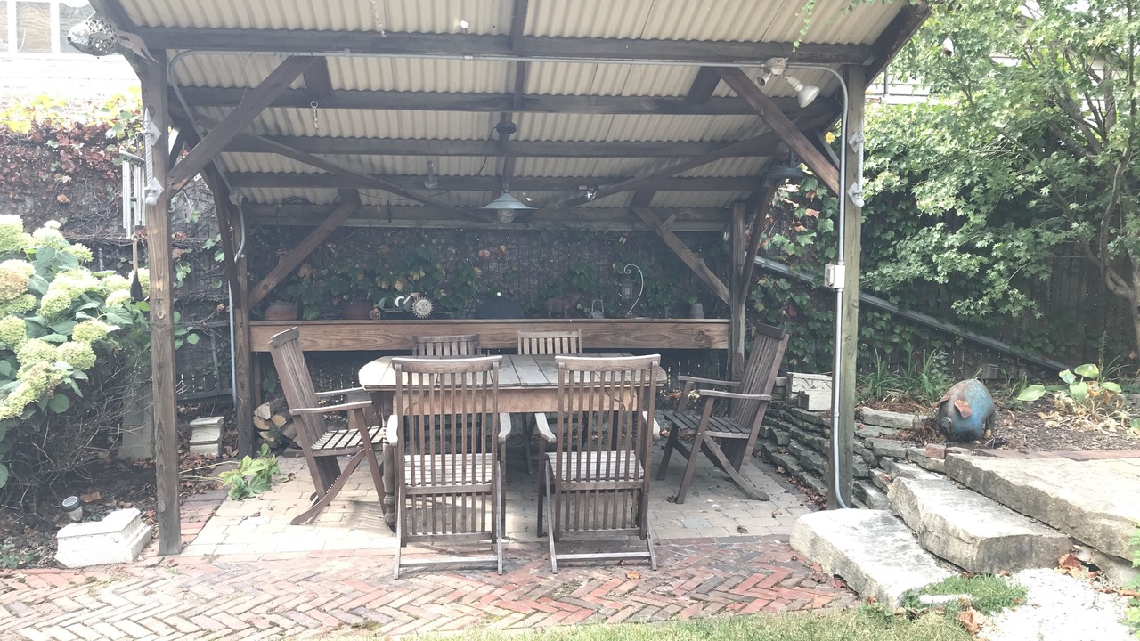 Photo of Outdoor in West Town