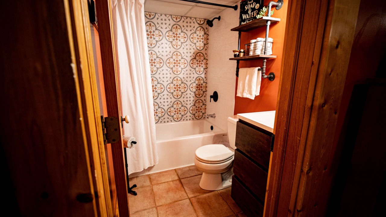 Photo of Bathroom in Holcomb