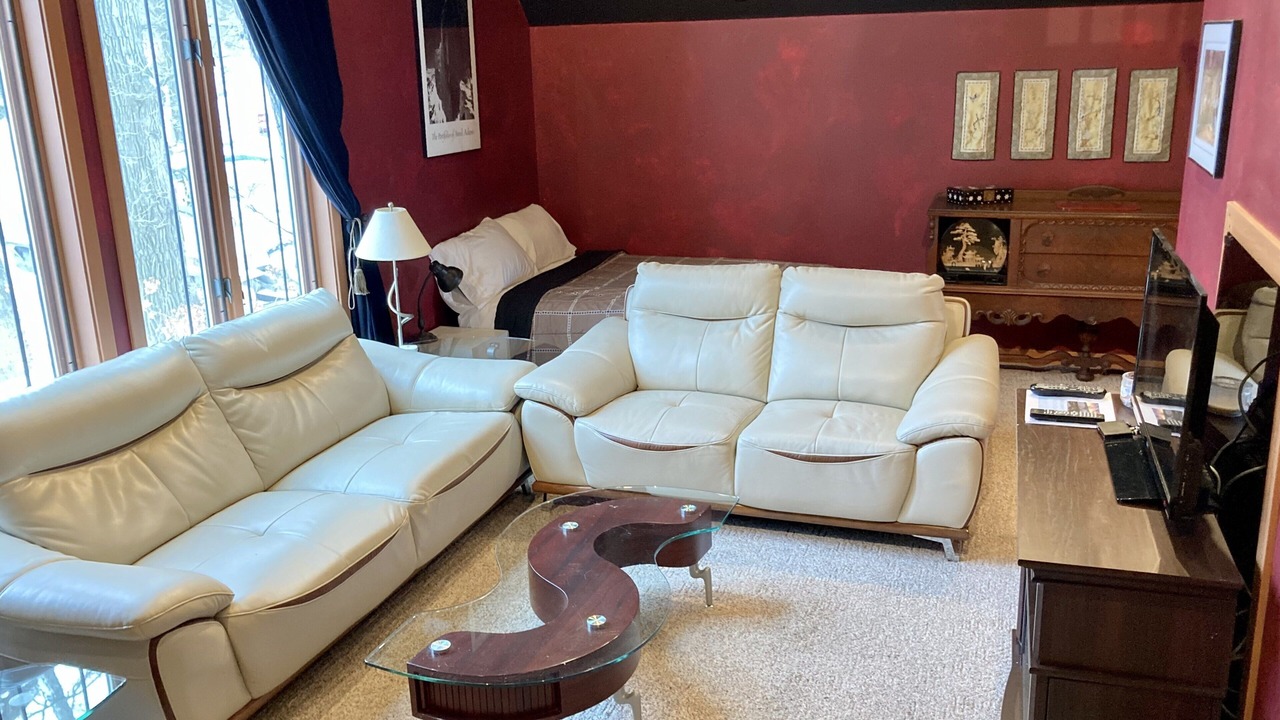 Photo of Bedroom in Solon Mills