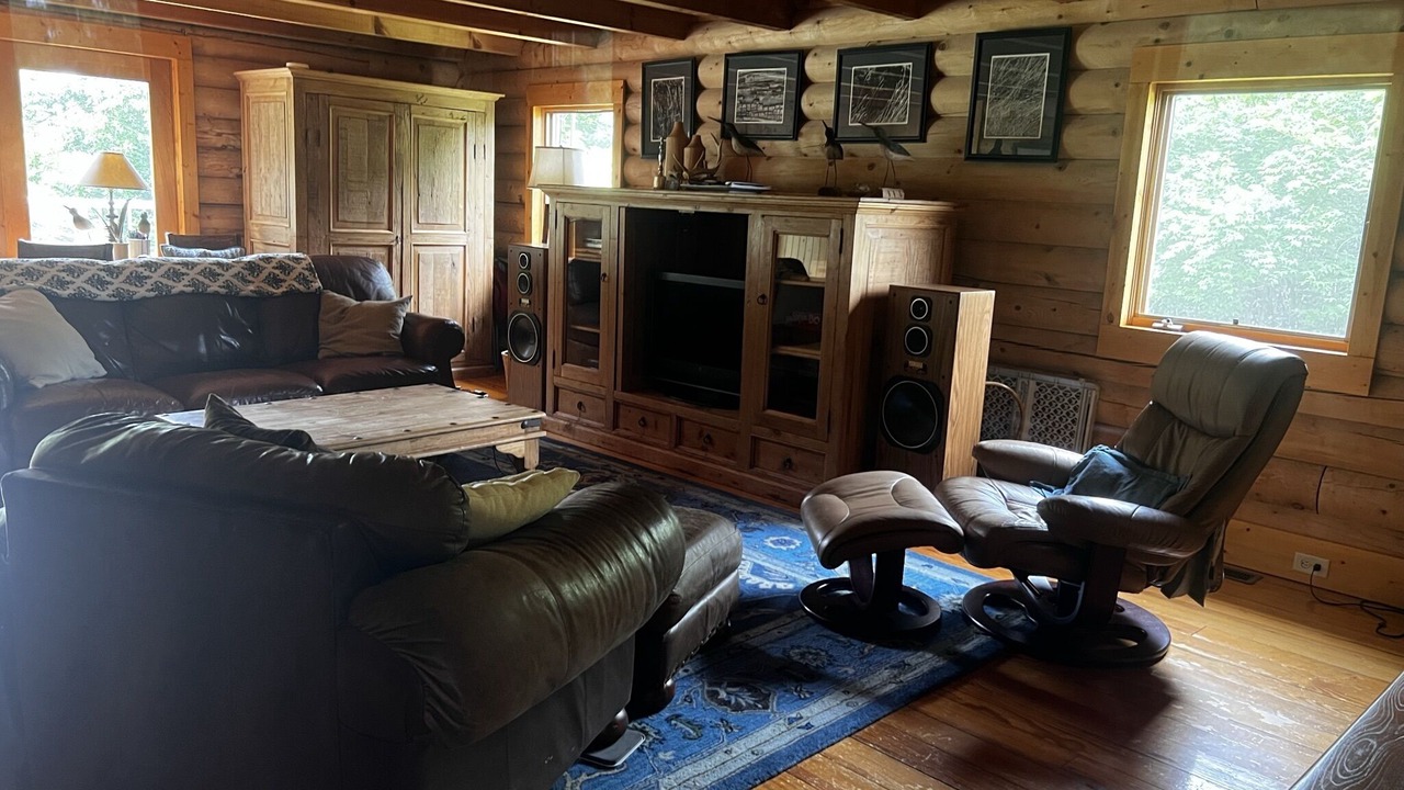 Photo of Livingroom in Sullivan