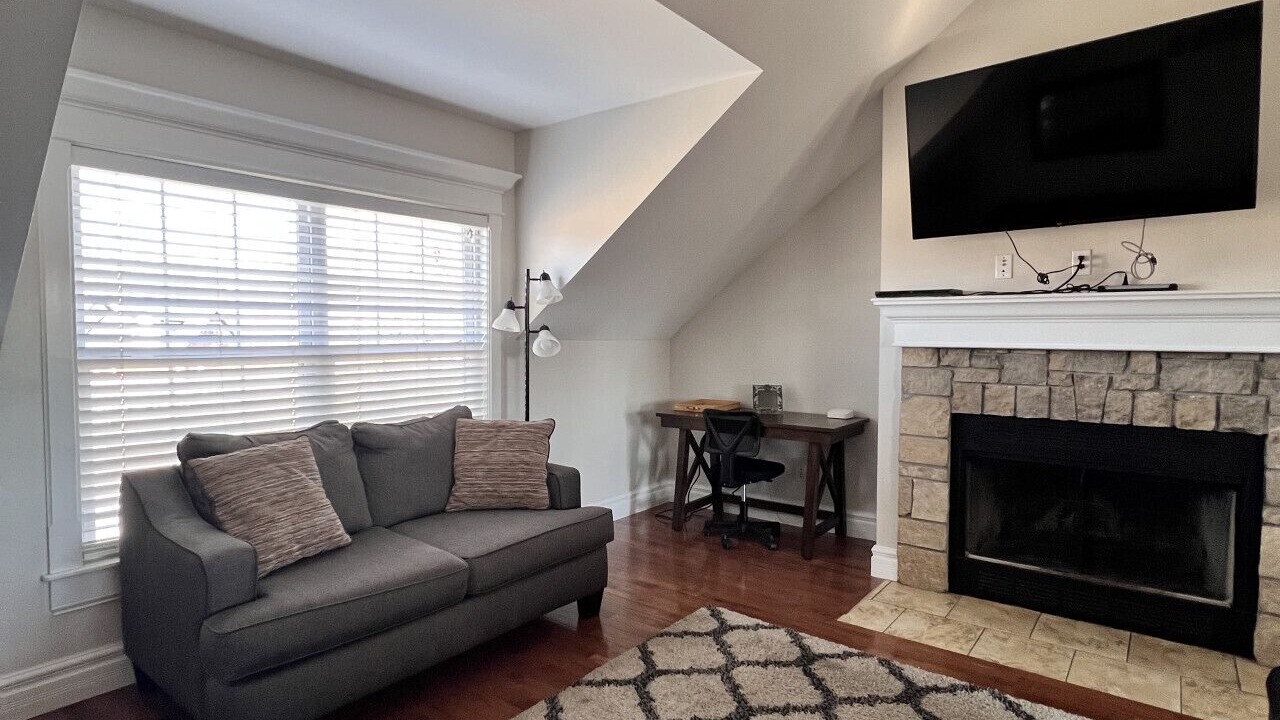 Photo of Livingroom in Collinsville