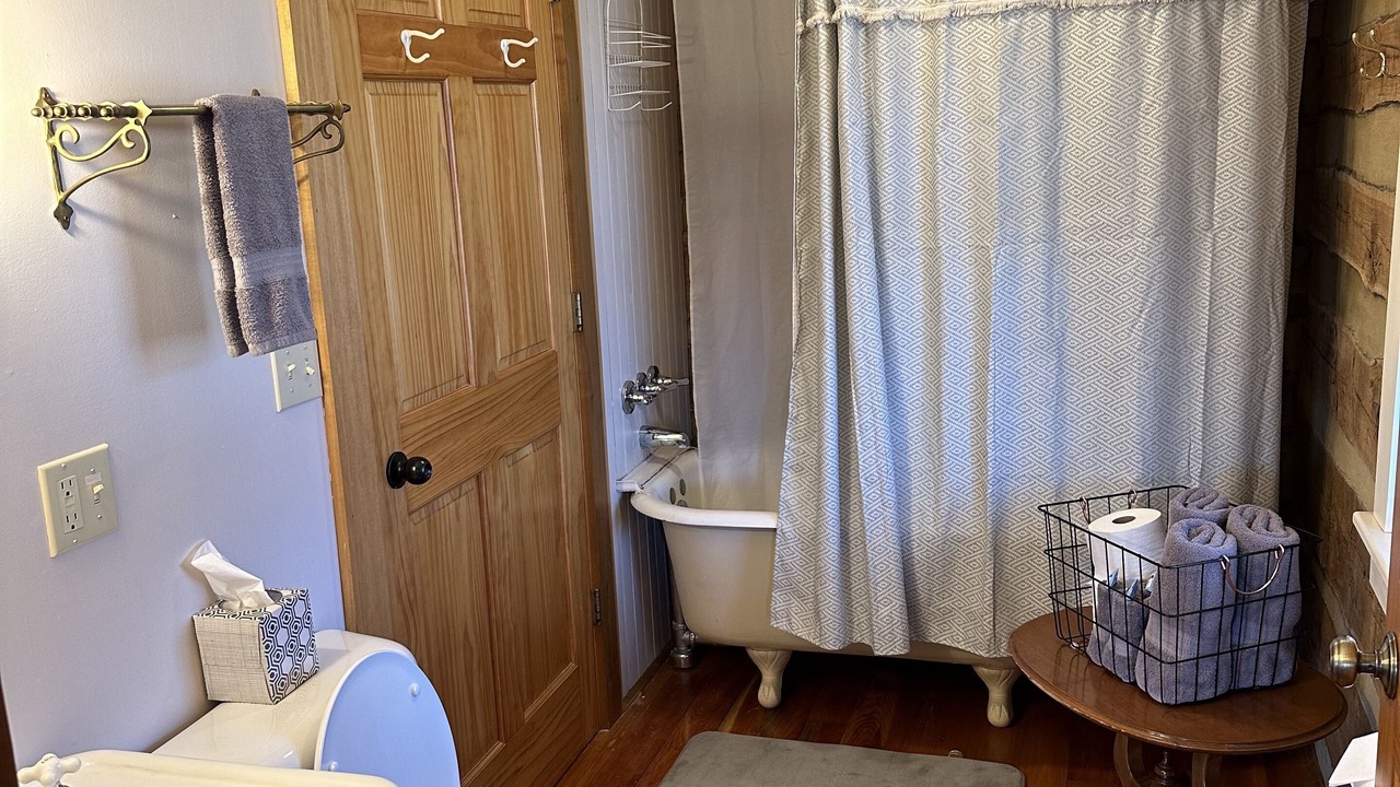 Photo of Bathroom in Elizabeth