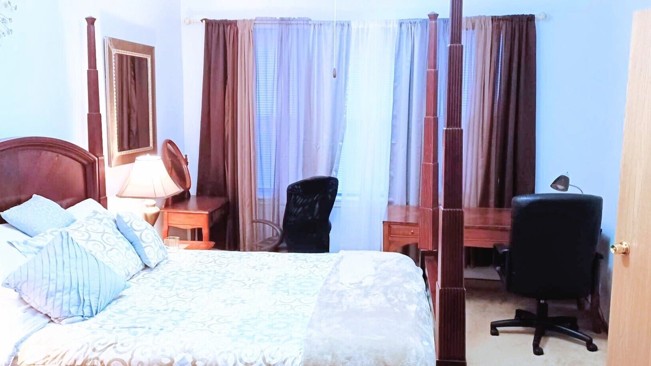 Photo of Bedroom in South Shore