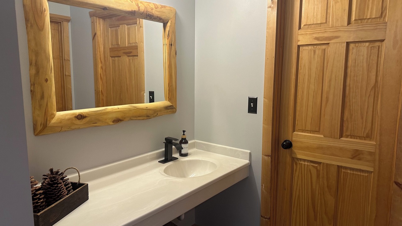Photo of Bathroom in Oglesby