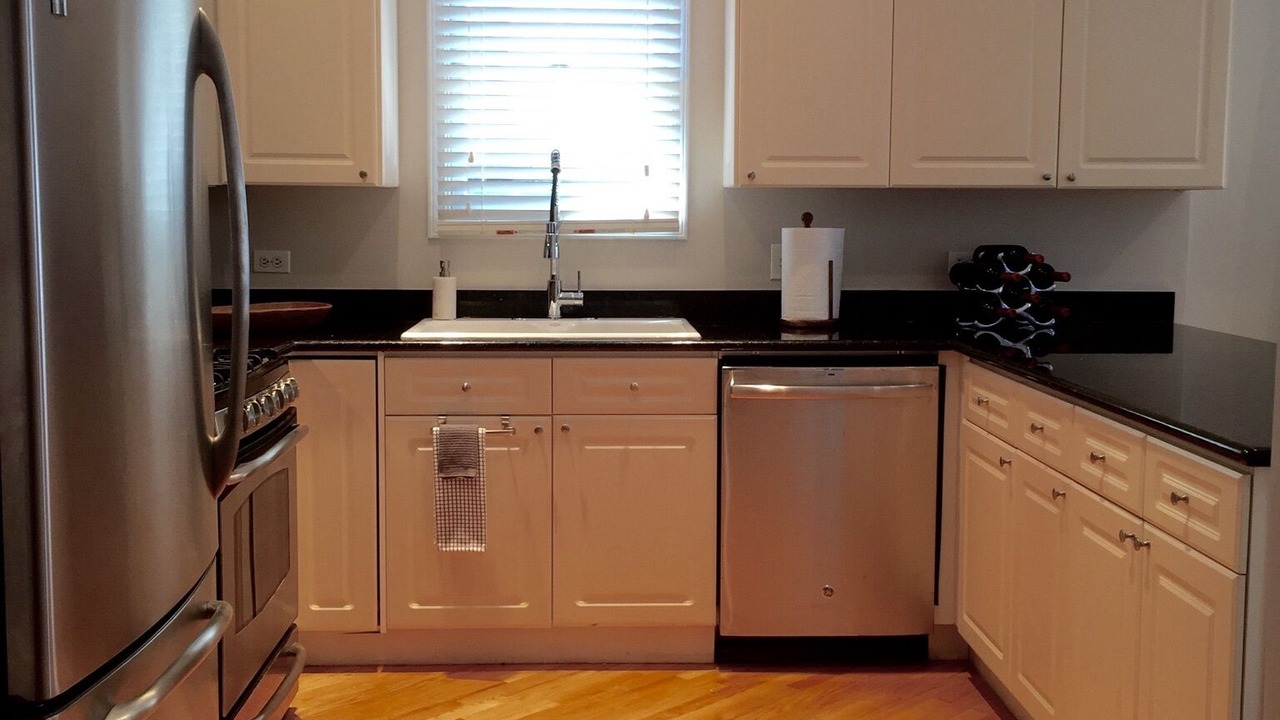 Photo of Kitchen in Lake View East