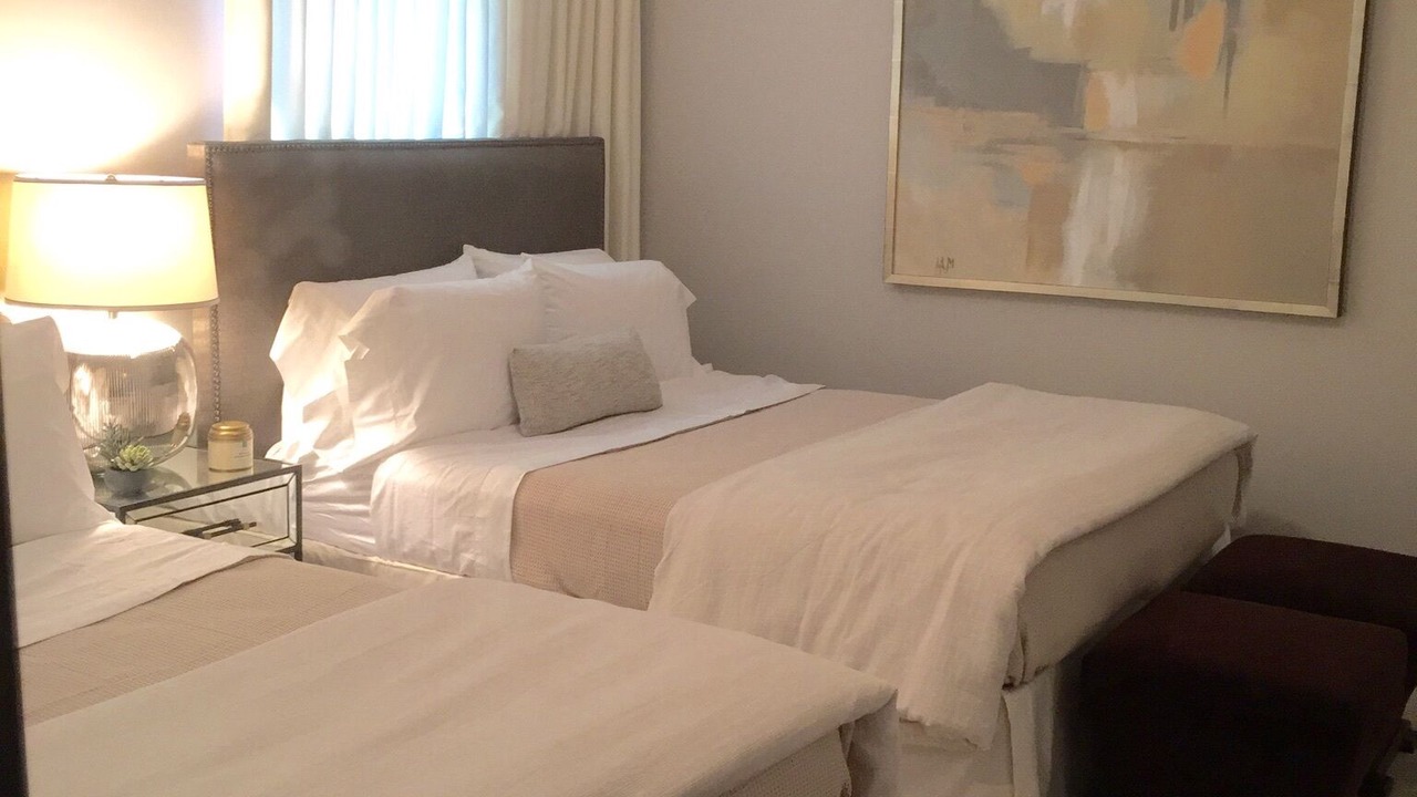Photo of Bedroom in Lake View East