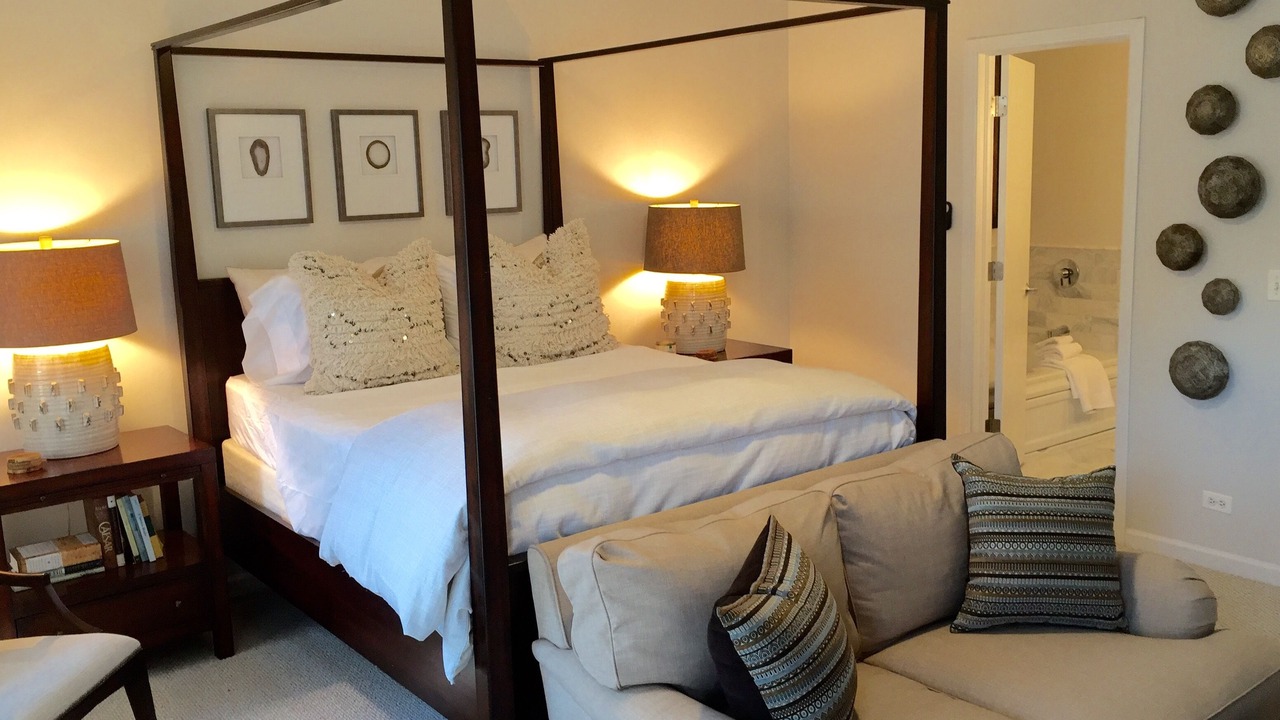 Photo of Bedroom in Lake View East
