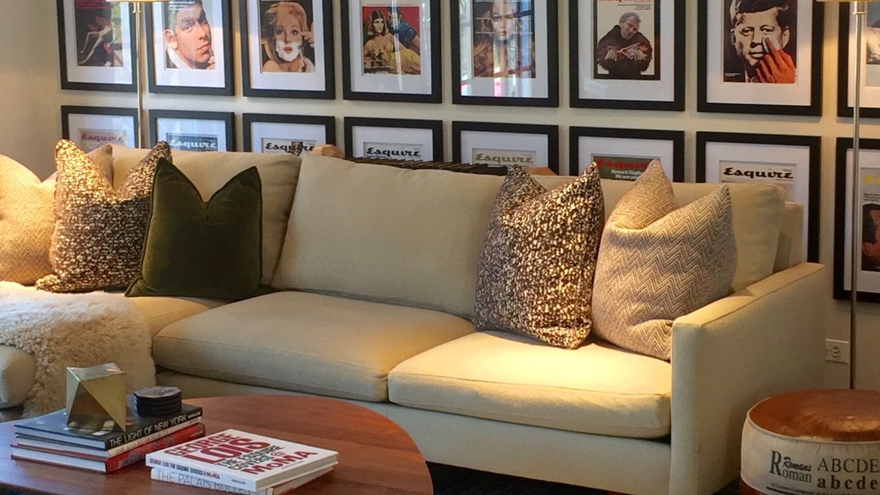 Photo of Livingroom in Lake View East