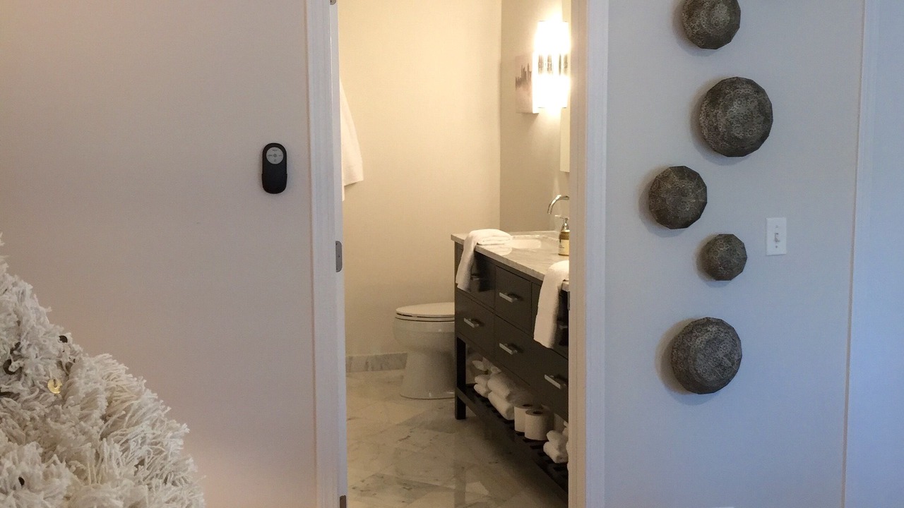 Photo of Bedroom in Lake View East