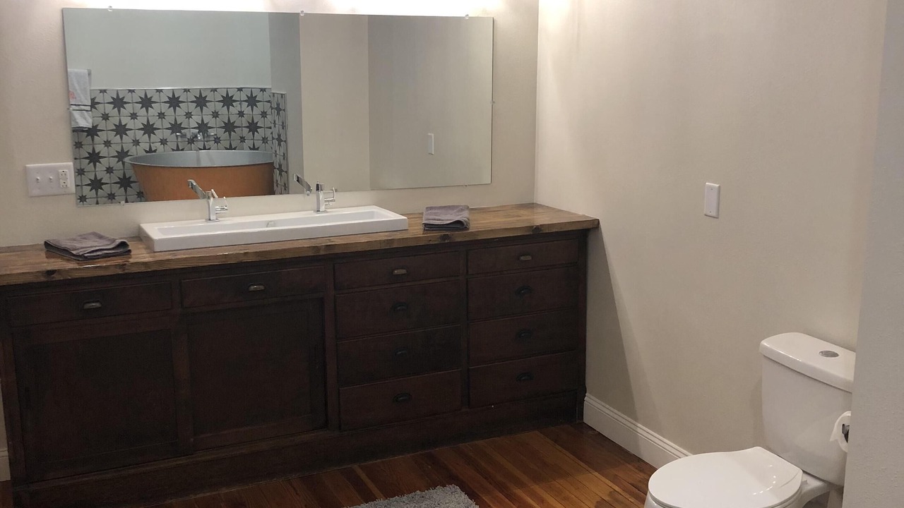 Photo of Bathroom in Alexander