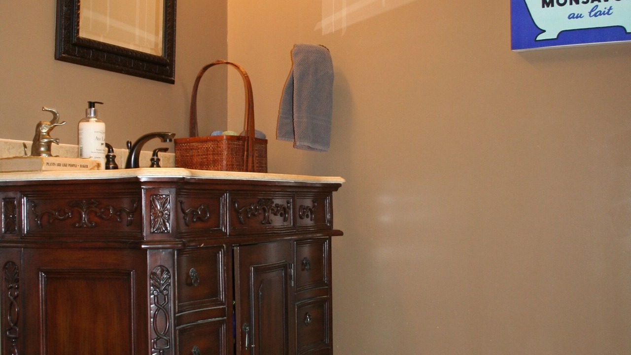Photo of Bathroom in Cobden