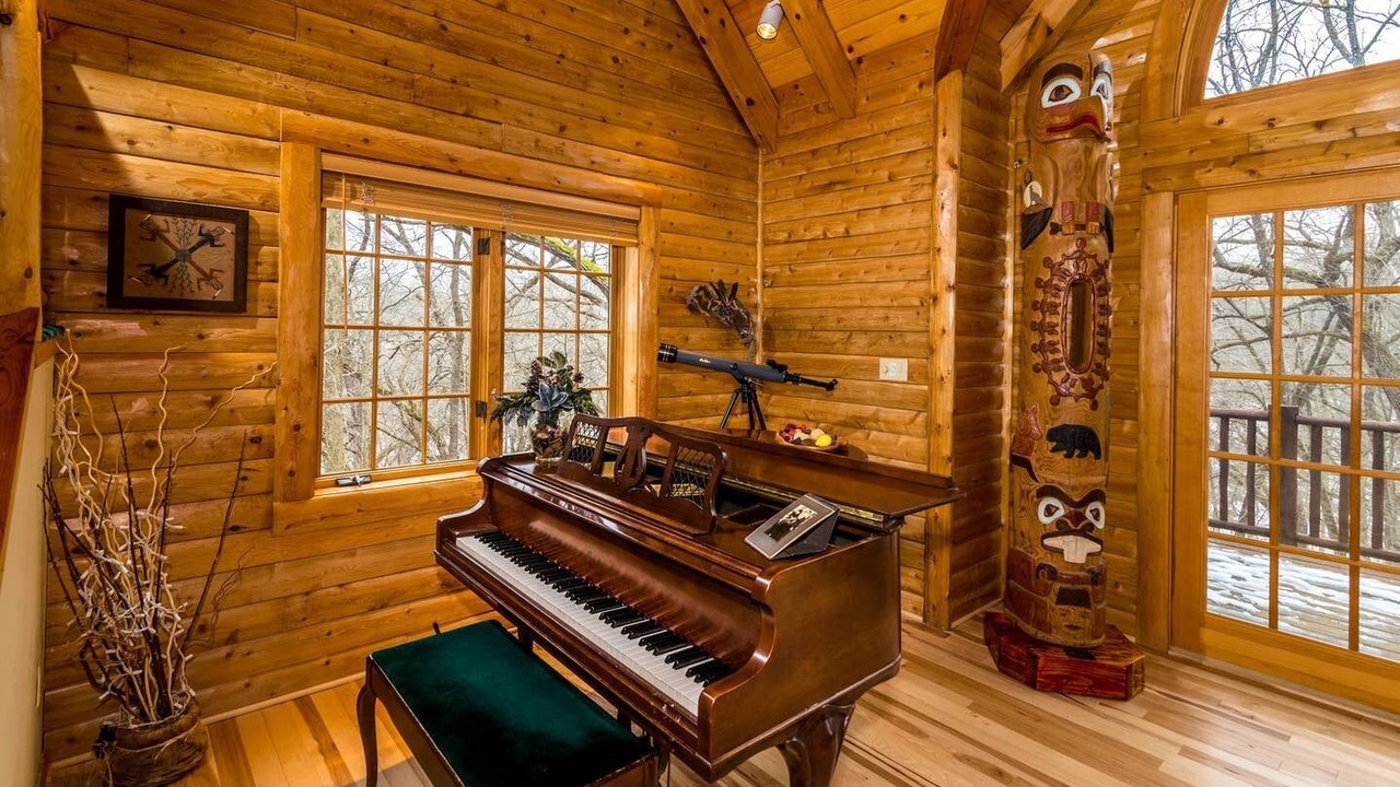 Photo of Bedroom in The Galena Territory
