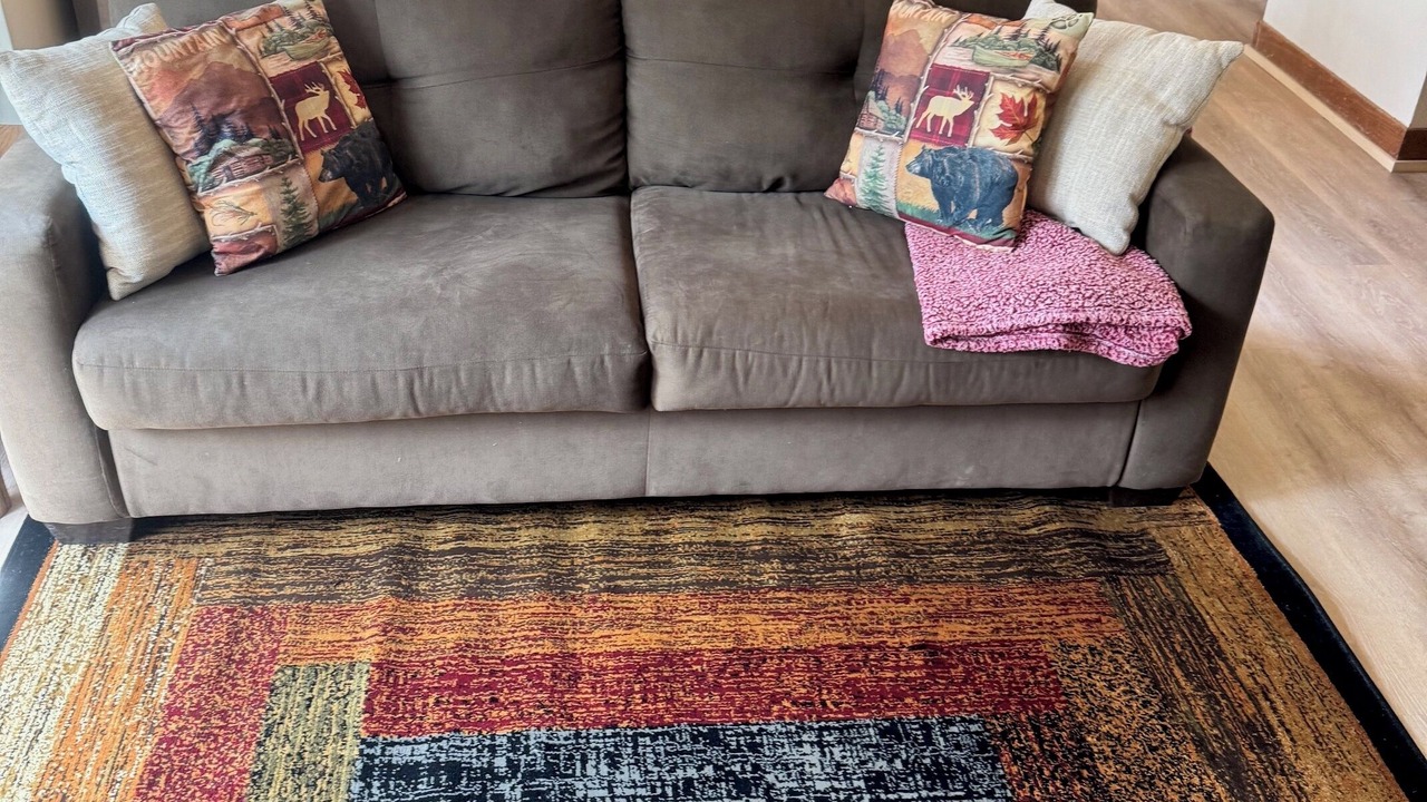 Photo of Livingroom in The Galena Territory