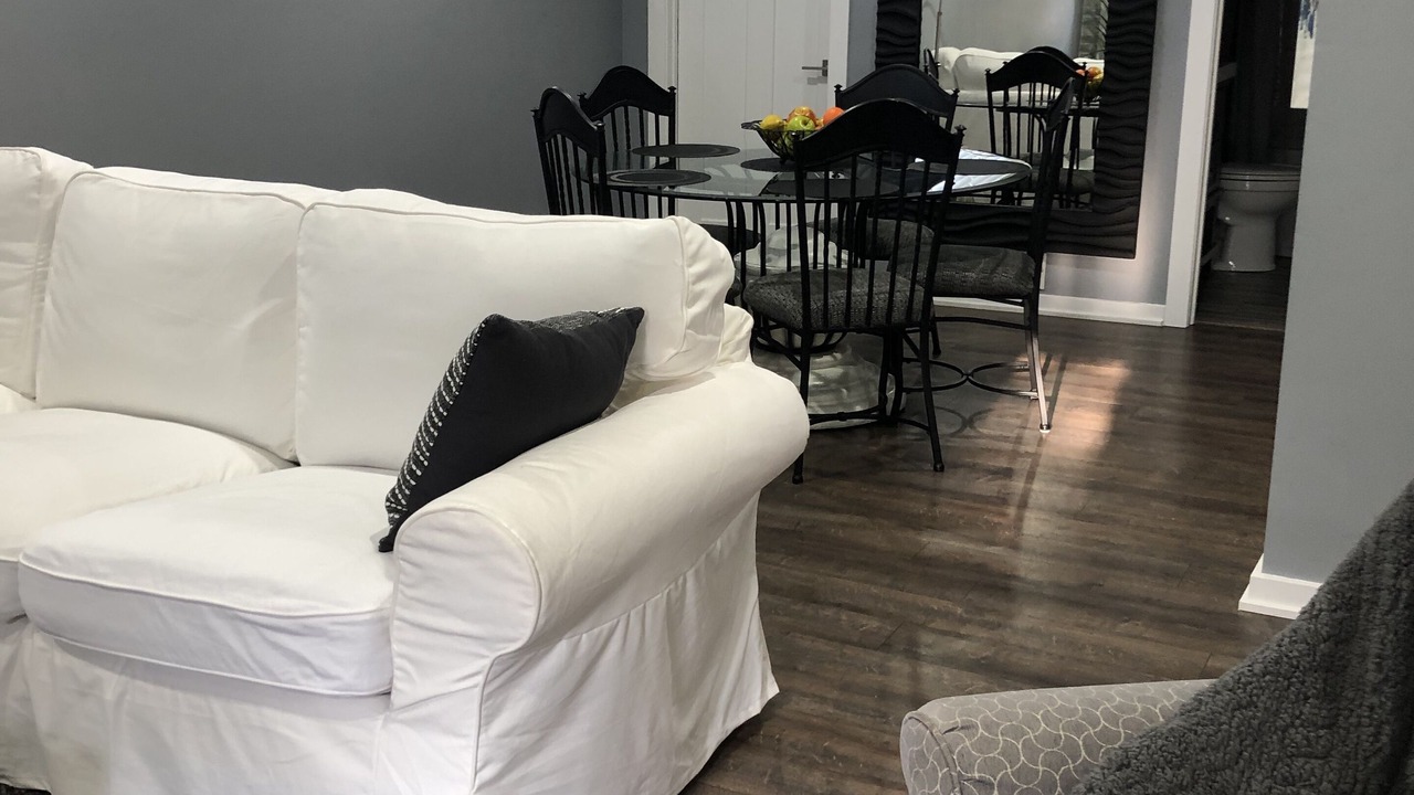 Photo of Livingroom in Warrenville