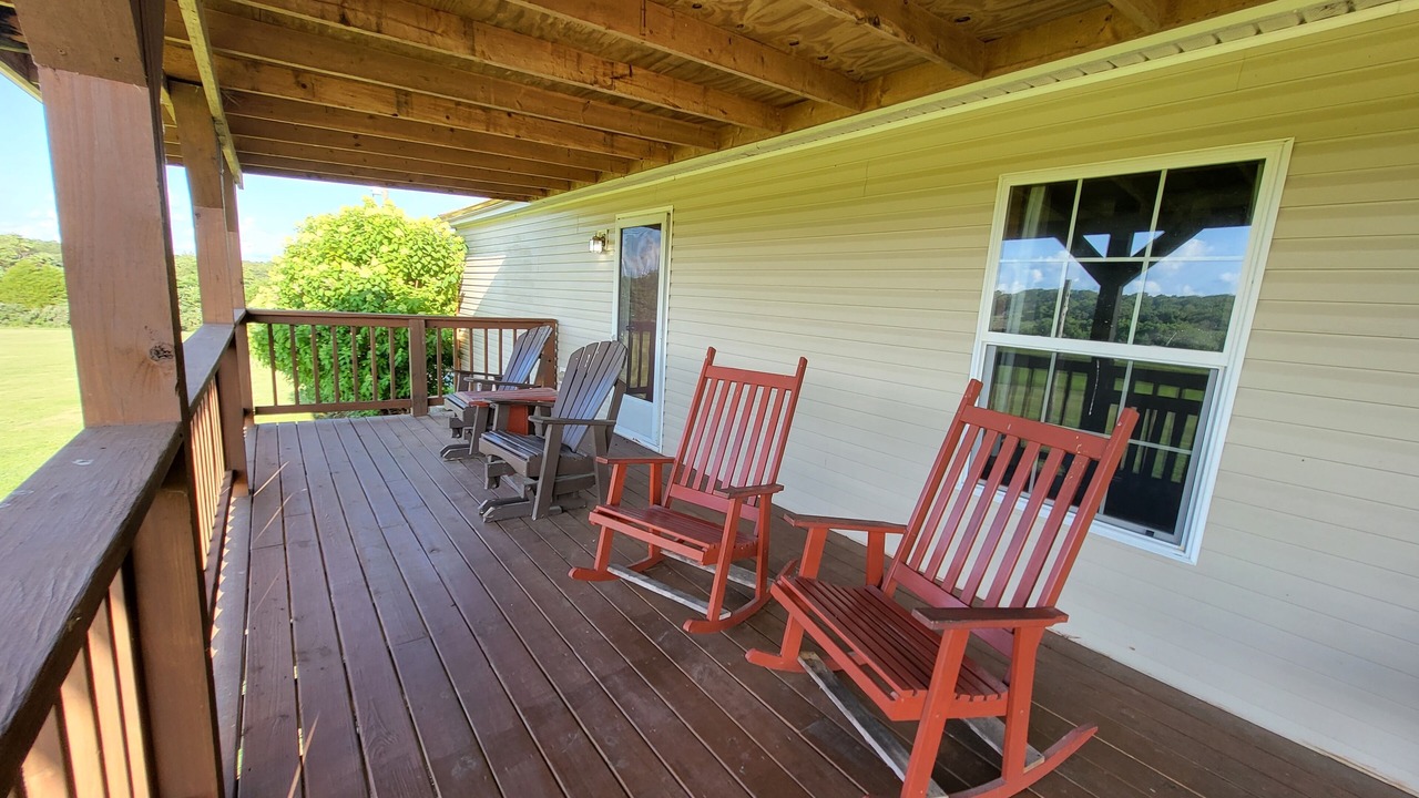 Photo of Patio Balcony in Hardin County