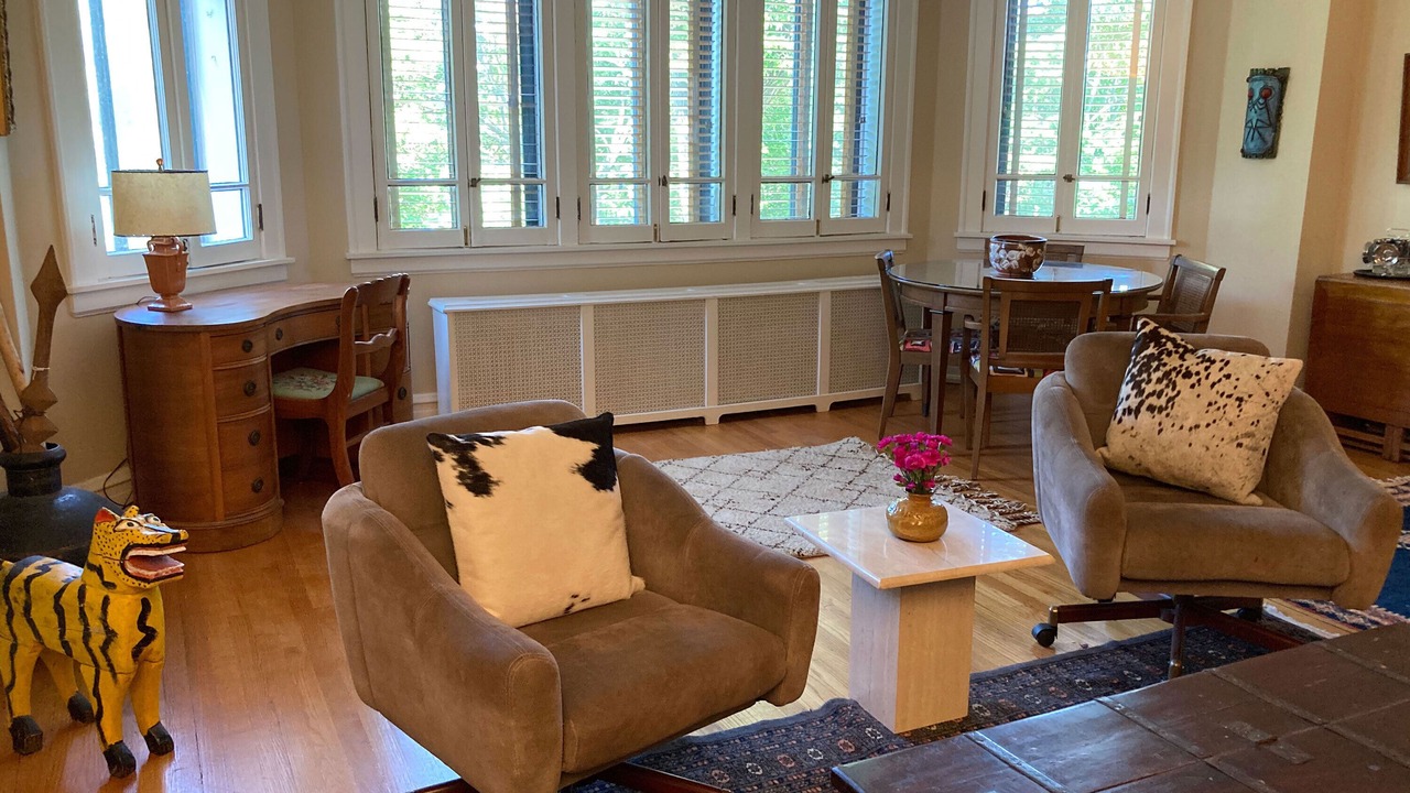 Photo of Livingroom in North Evanston