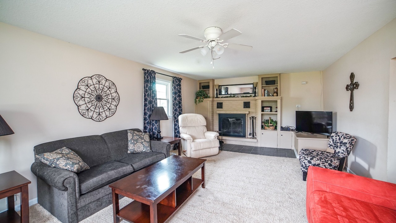 Photo of Livingroom in Manteno