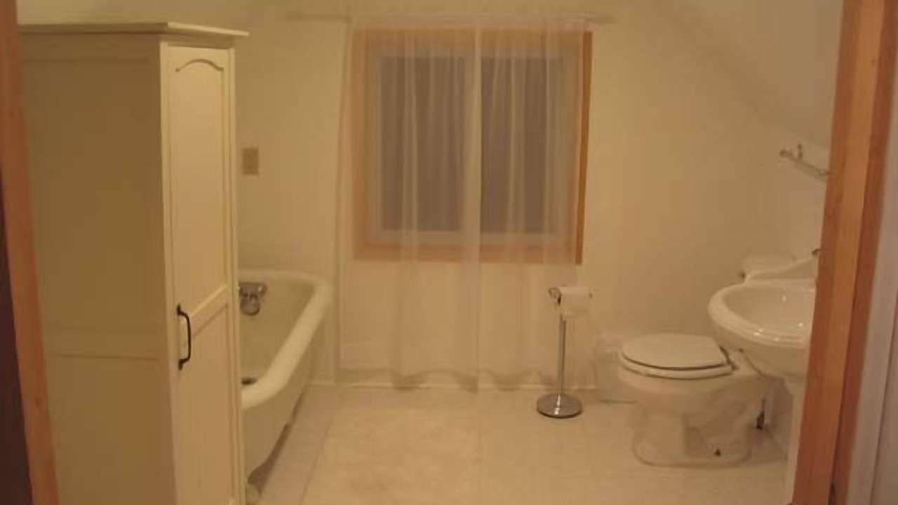 Photo of Bathroom in Nauvoo