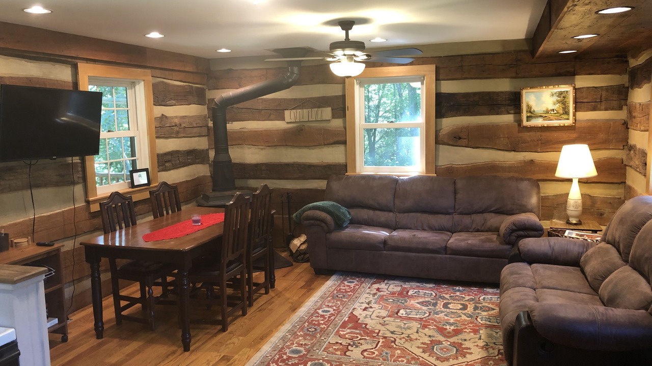 Photo of Livingroom in Elizabeth