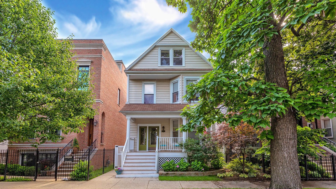 Photo of Outdoor in Roscoe Village