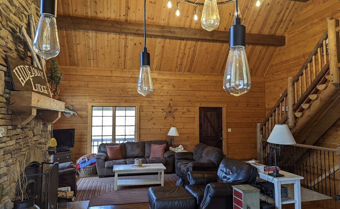 Photo of Livingroom in Apple River