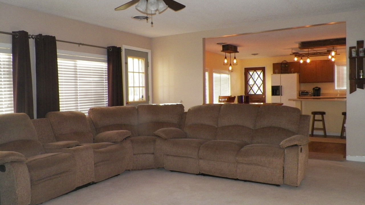 Photo of Others in Plainview