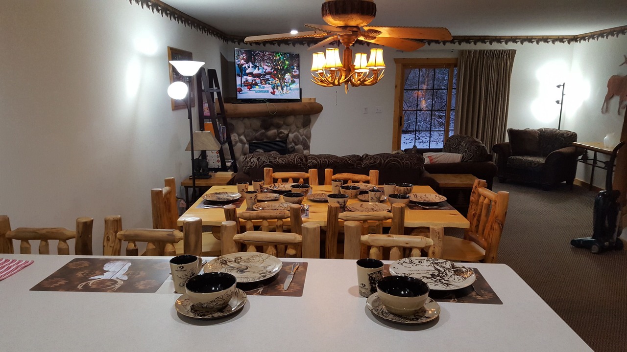 Photo of Livingroom in Oglesby