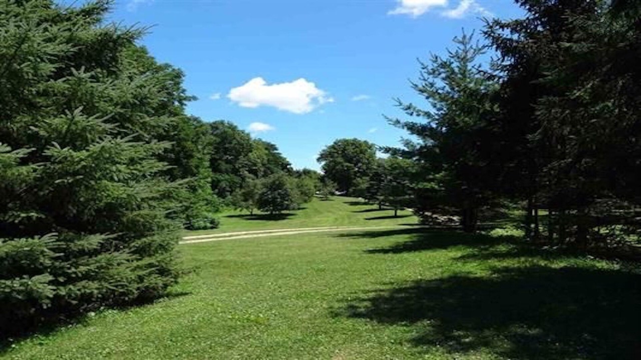 Photo of Others in Holcomb