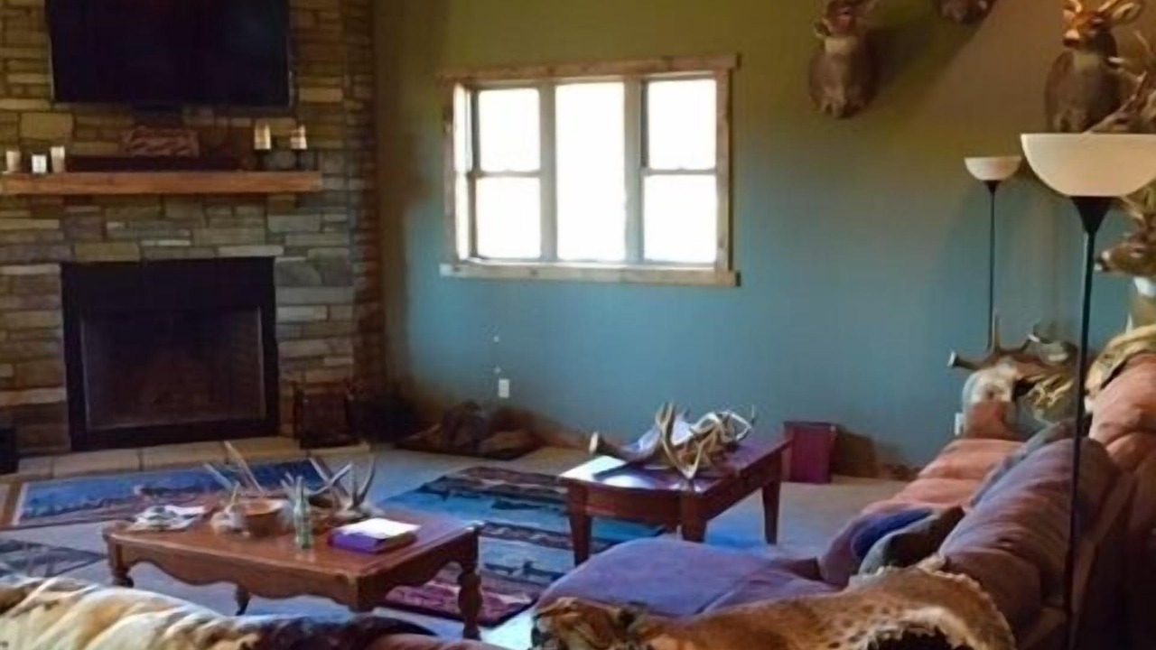 Photo of Livingroom in Chandlerville