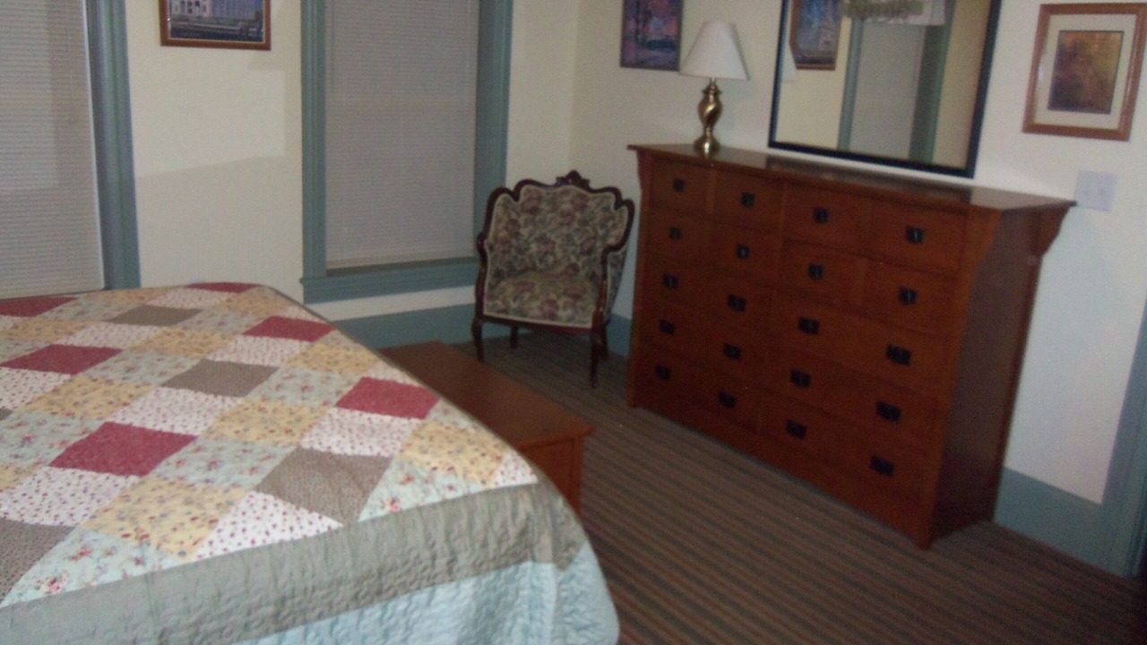 Photo of Bedroom in Nauvoo