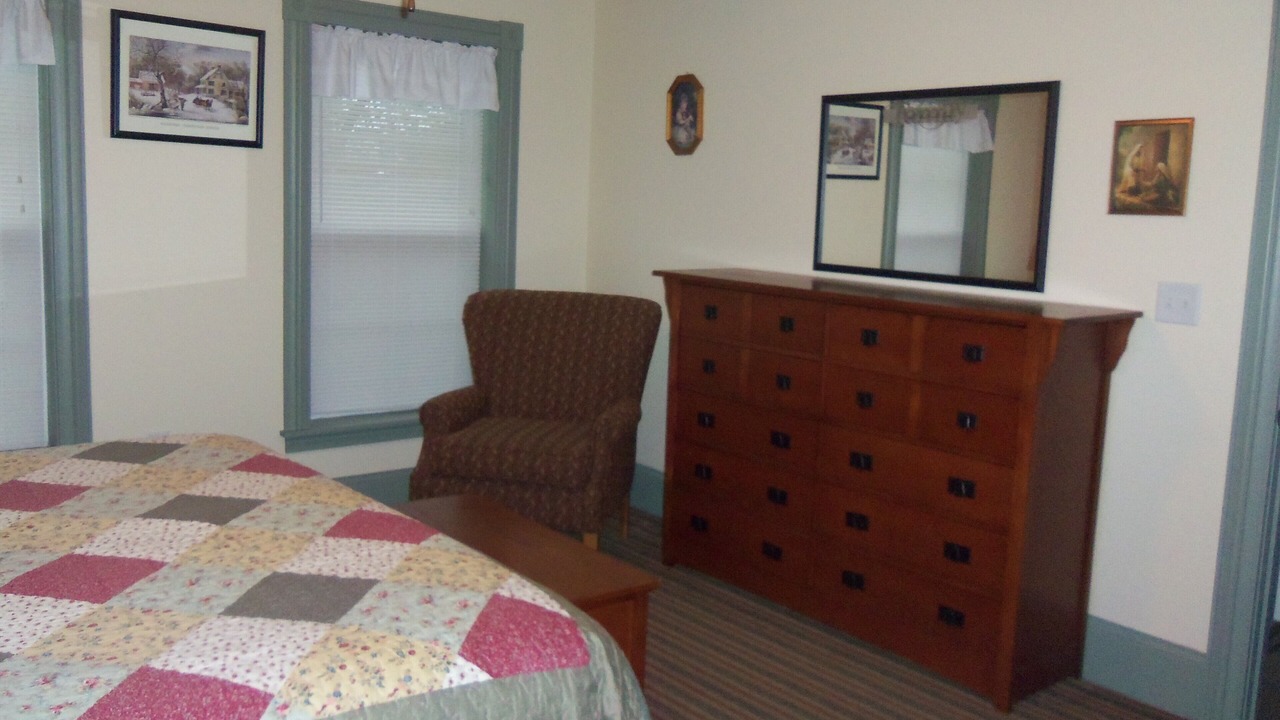 Photo of Bedroom in Nauvoo