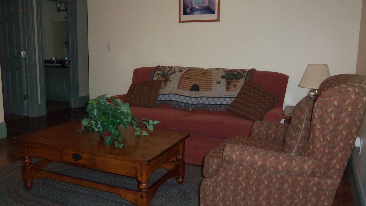 Photo of Livingroom in Nauvoo