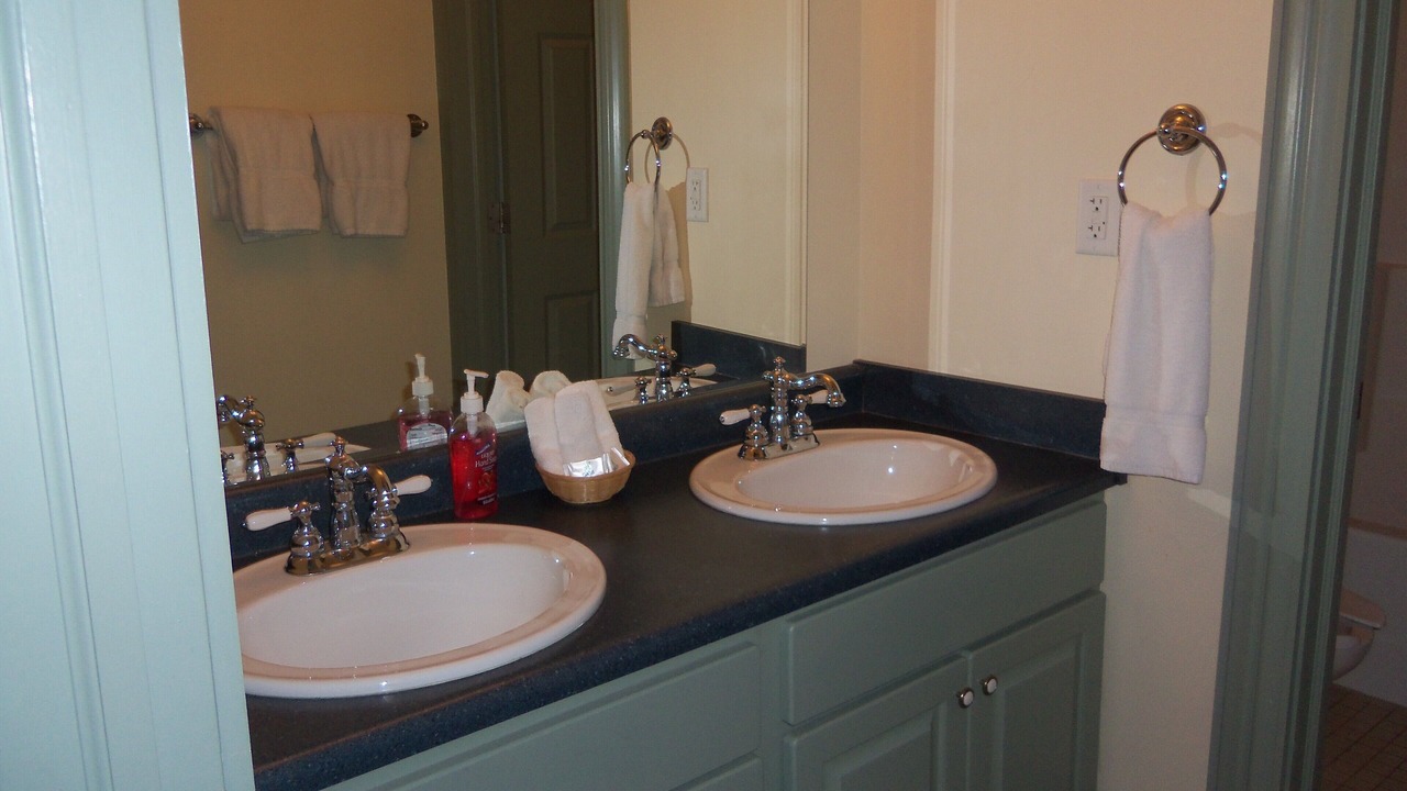 Photo of Bathroom in Nauvoo