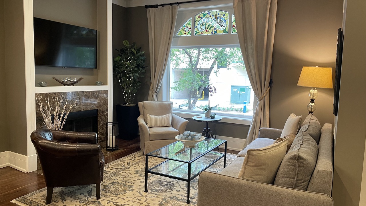 Photo of Livingroom in Park West