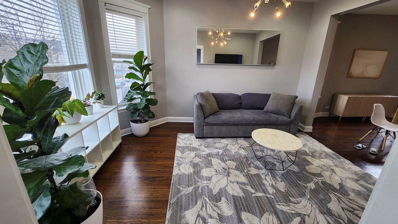 Photo of Livingroom in Logan Square