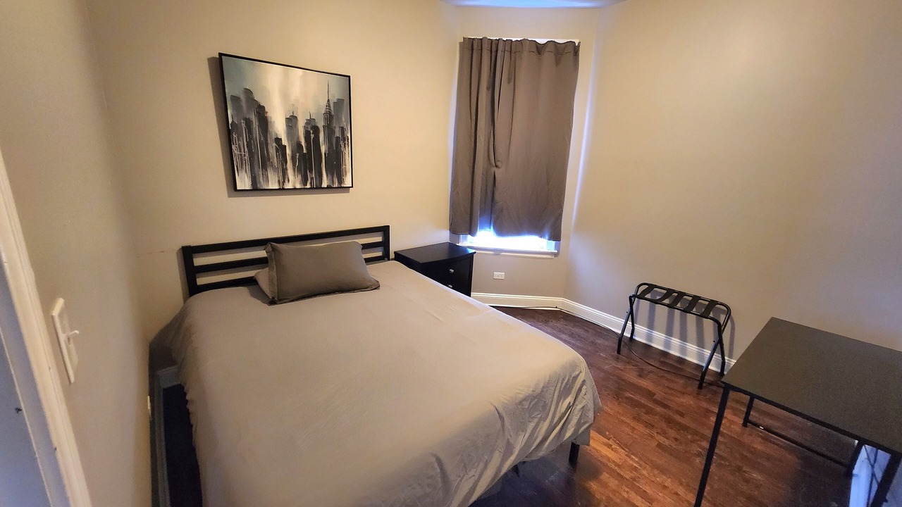 Photo of Bedroom in Logan Square