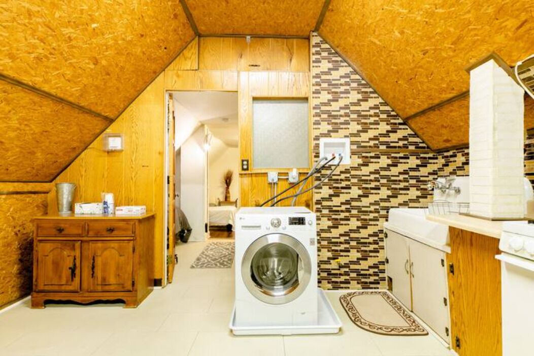 Photo of Bathroom in Irving Park East