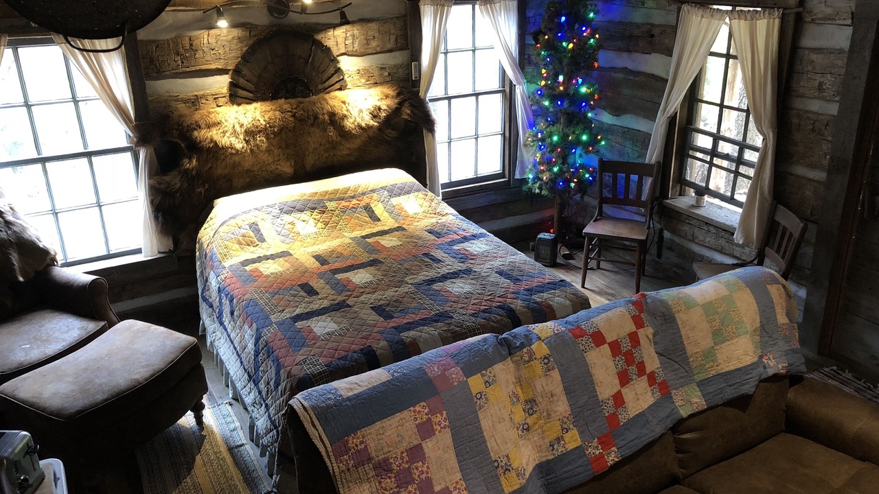 Photo of Bedroom in Nauvoo