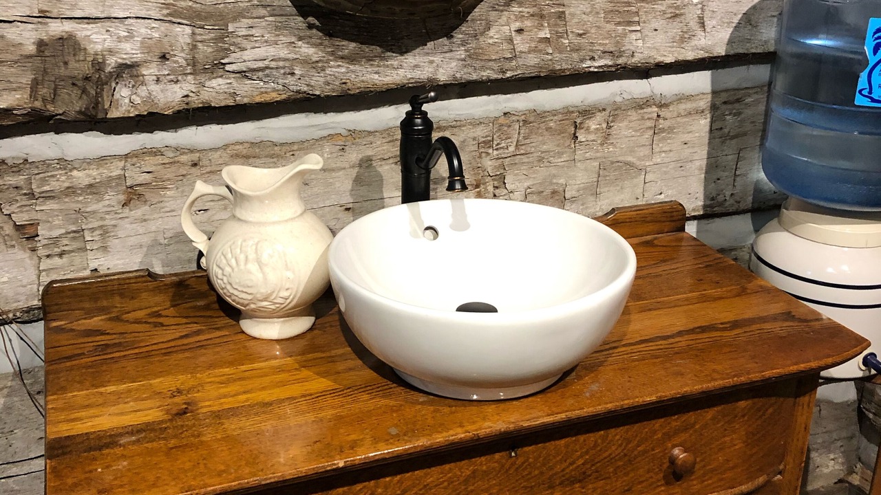 Photo of Bathroom in Nauvoo