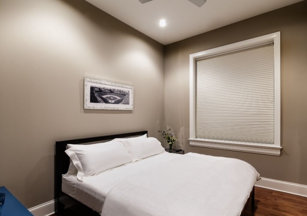Photo of Bedroom in Lakeview