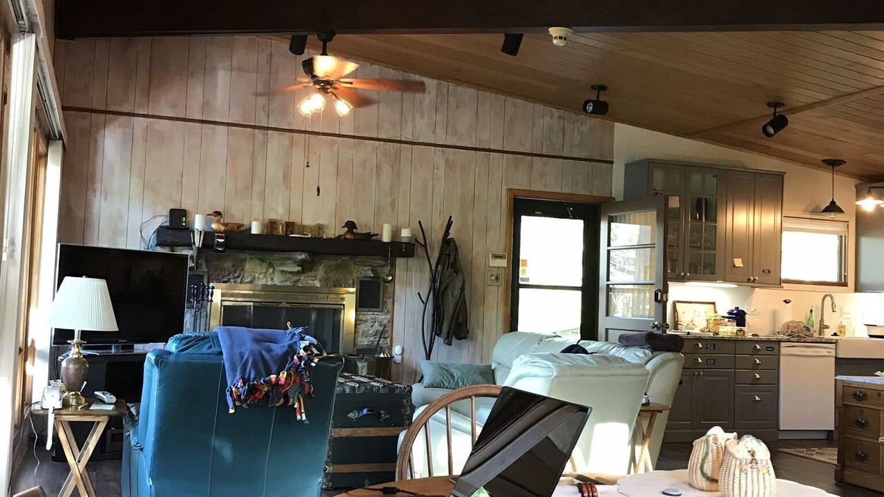 Photo of Bedroom in Goreville