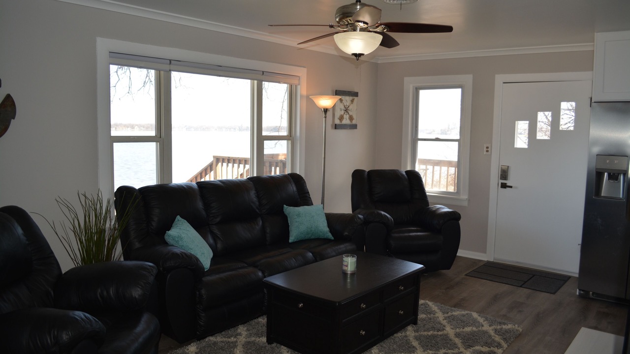 Photo of Bedroom in Pistakee Highlands