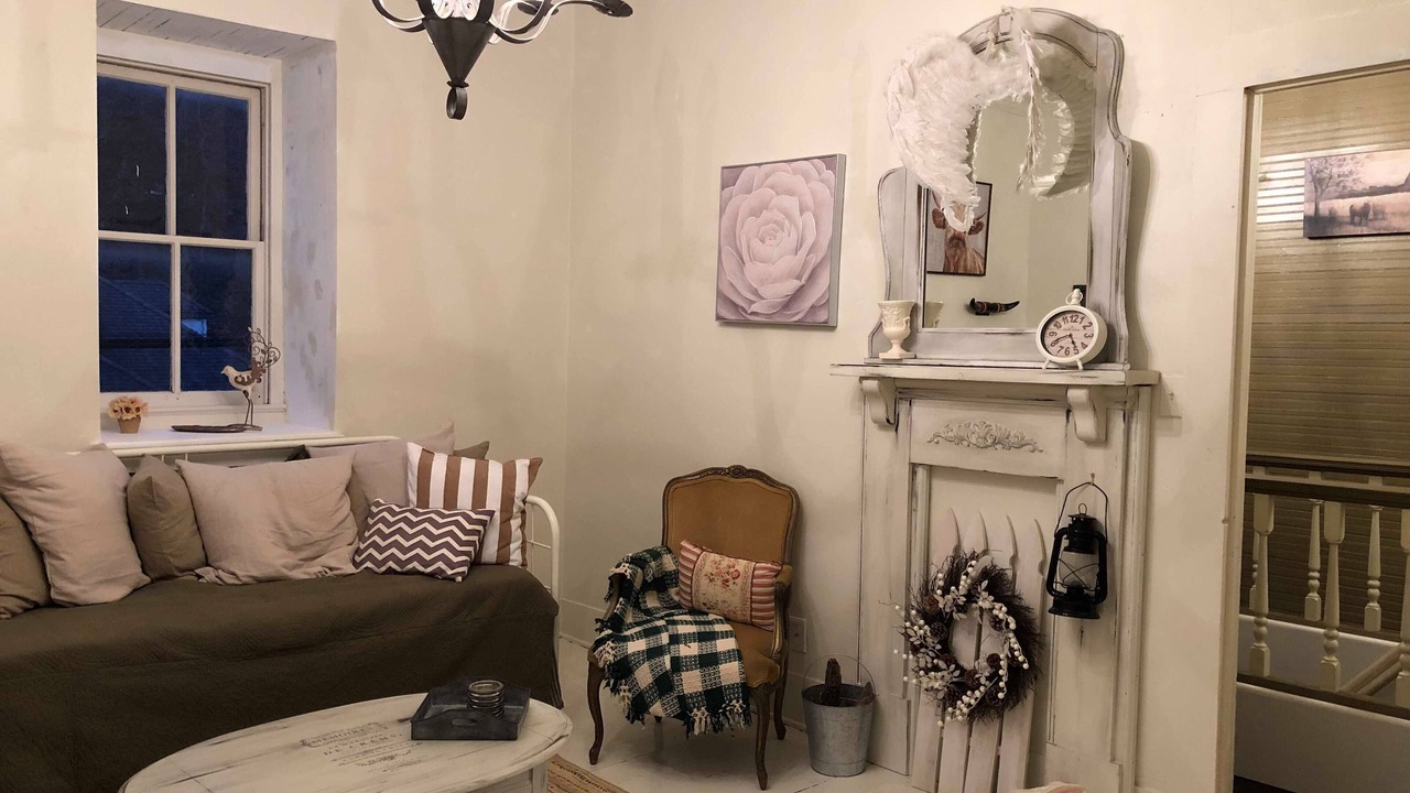 Photo of Livingroom in Elsah